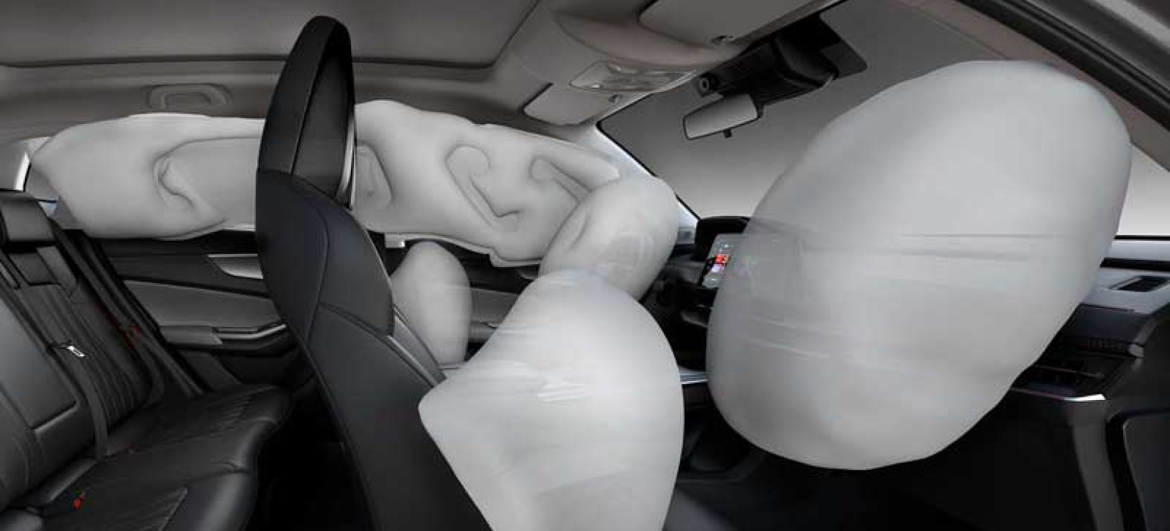 6 bolsas de aire; 2 frontales, 2 laterales y 2 tipo cortina