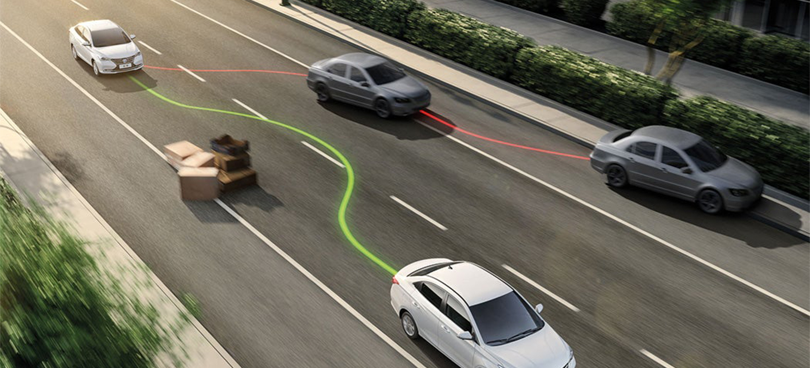 Frenos de disco ventilados delanteros y de tambor traseros con Sistema Antibloqueo de Frenos (ABS).