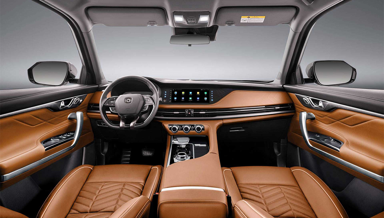 Asiento del conductor con ajuste eléctrico de 8 posiciones con memorias y función de bienvenida*.